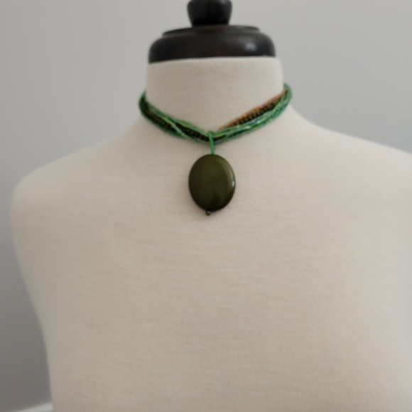 Jewelry - Necklace Jewelry Multiply Stranded Small Bead with Tear Drop Jade Center Piece
